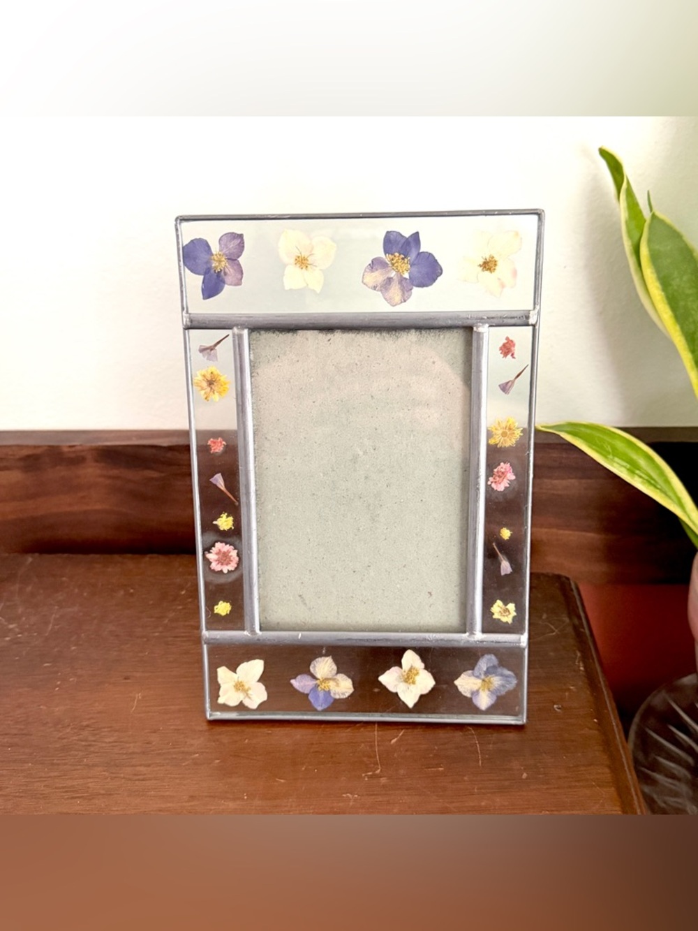 Vintage Dried Flower Pink Purple Cream Yellow Glass Picture Frame 3.5x5” Boho
